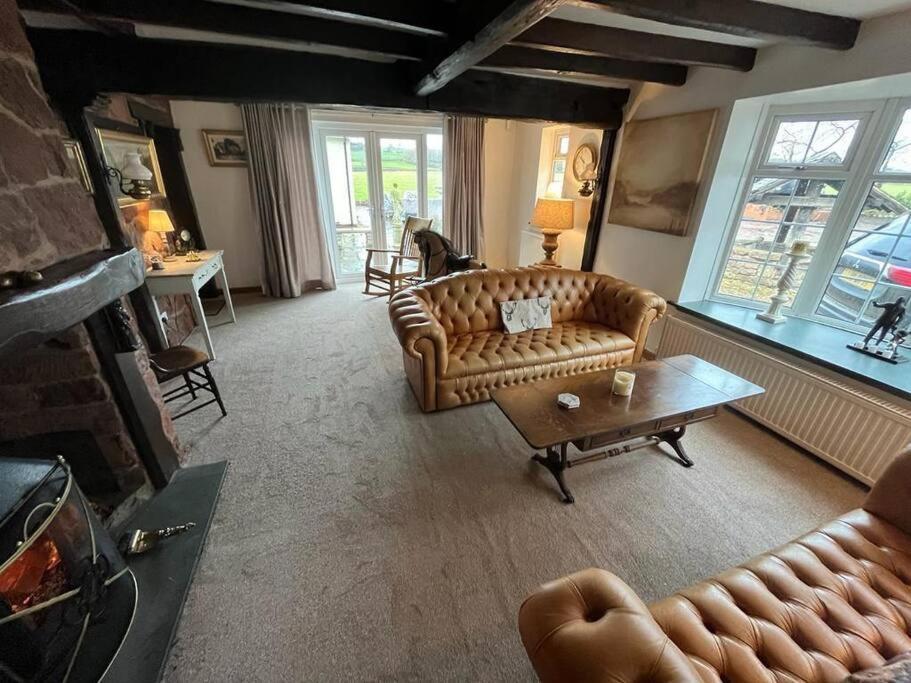 Вилла Brownhills Eaton  Экстерьер фото