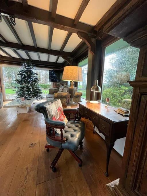 Вилла Brownhills Eaton  Экстерьер фото